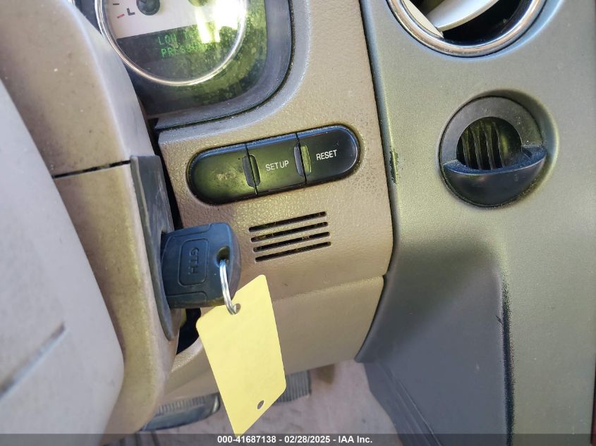 2007 Ford F-150 Lariat/Xlt VIN: 1FTPW12V57KB30978 Lot: 41687138