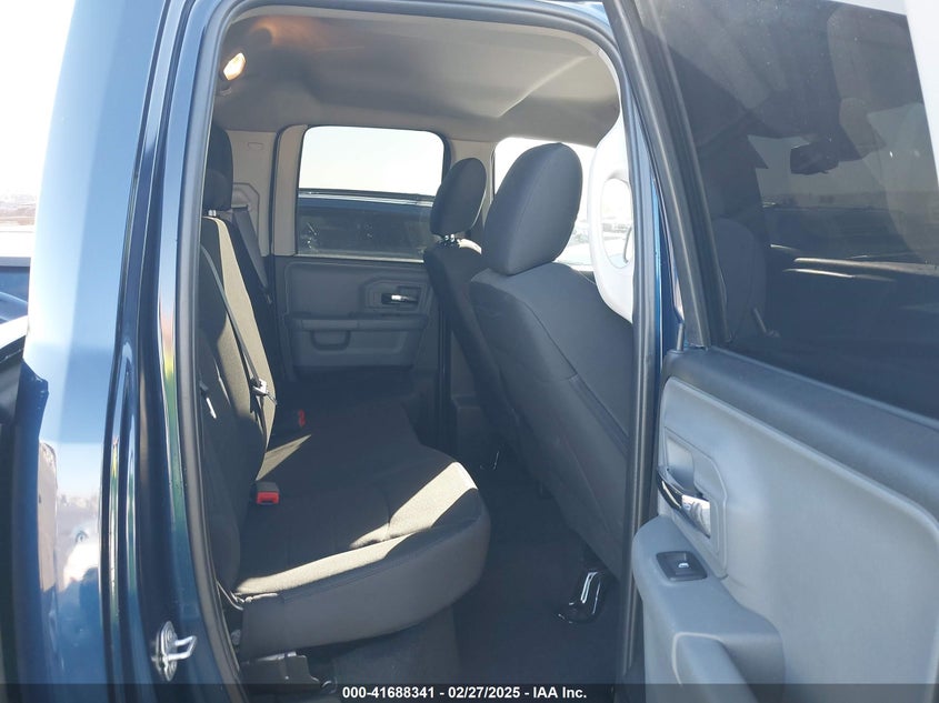 2019 Ram 1500 Classic Warlock 4X4 6'4 Box VIN: 1C6RR7GT4KS706750 Lot: 41688341