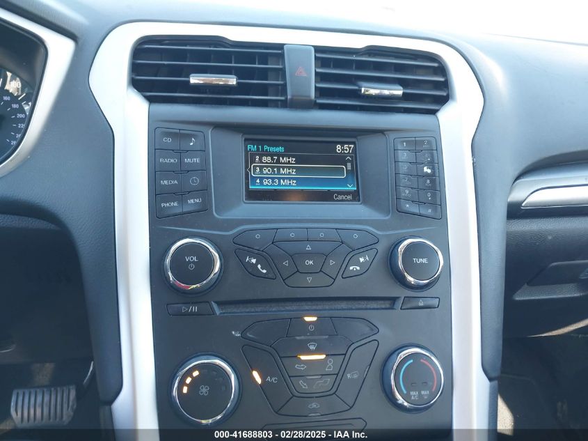 2016 Ford Fusion S VIN: 3FA6P0G79GR130898 Lot: 41688803