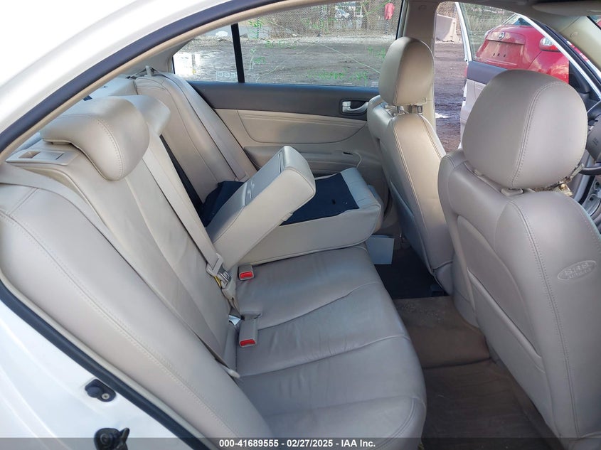 2007 HYUNDAI SONATA VIN: 5NPEU46F37H184389