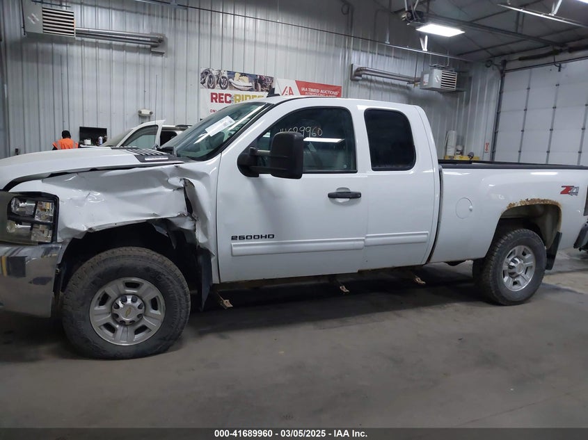 2010 CHEVROLET SILVERADO 2500HD VIN: 1GC5KXBG0AZ239984