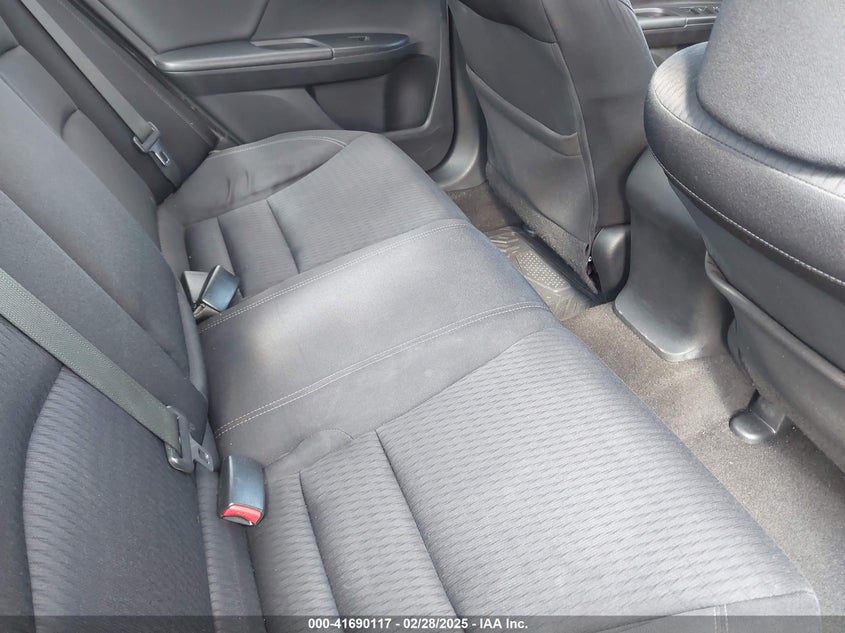 2015 HONDA ACCORD VIN: 1HGCR2F5XFA008984