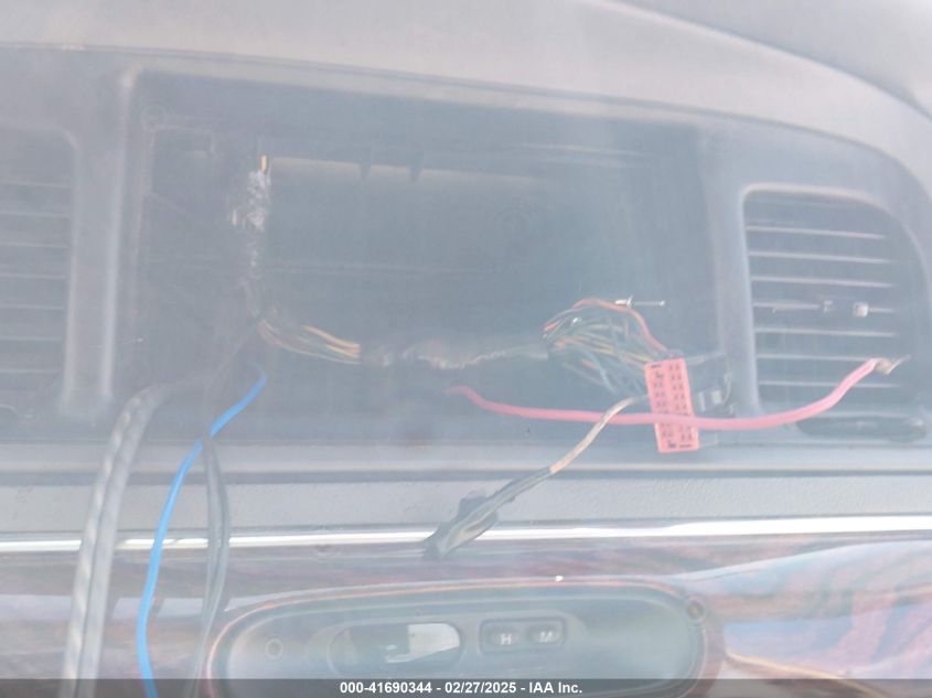 2000 Mercury Grand Marquis Ls VIN: 2MEFM75W5YX721415 Lot: 41690344