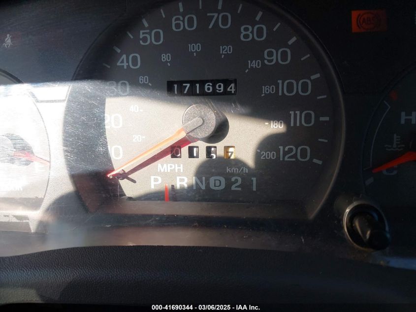 2000 Mercury Grand Marquis Ls VIN: 2MEFM75W5YX721415 Lot: 41690344