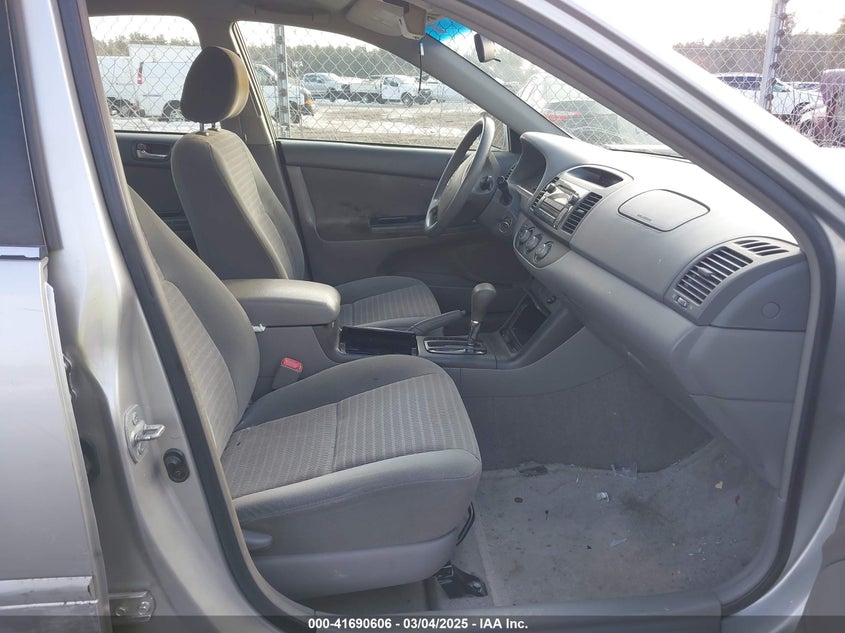 2006 TOYOTA CAMRY VIN: 4T1BE32K56U125518