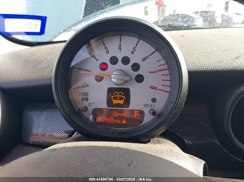2014 MINI CLUBMAN VIN: WMWZG3C52ET801222