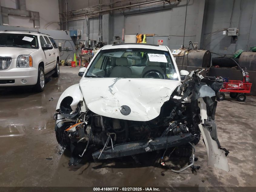 2008 Volkswagen New Beetle Black Tie Edition/Triple White VIN: 3VWFG31C98M510353 Lot: 41690777