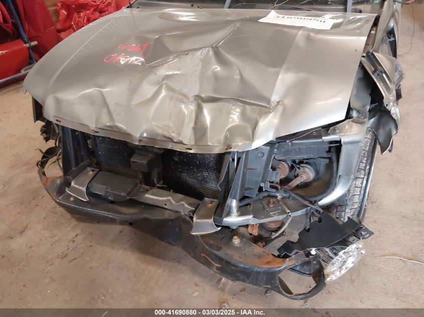 2005 GMC Envoy Sle VIN: 1GKDT13S352257892 Lot: 41690880