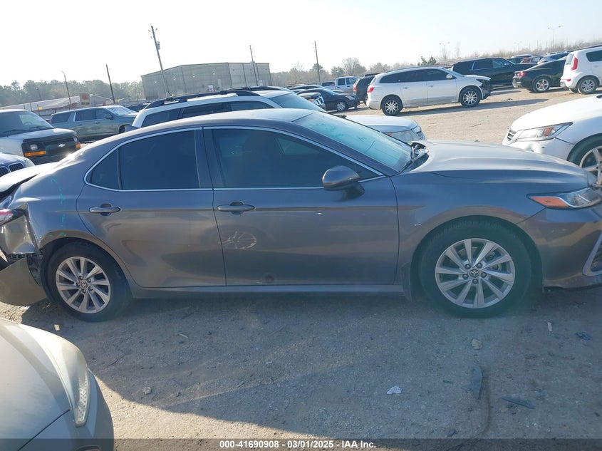 2022 TOYOTA CAMRY LE - 4T1C11AK2NU632204