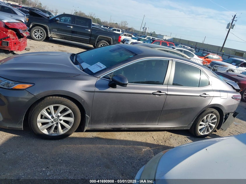 2022 TOYOTA CAMRY LE - 4T1C11AK2NU632204