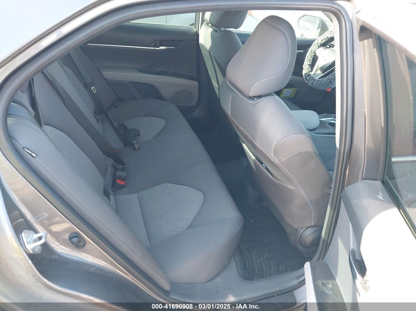 2022 TOYOTA CAMRY LE - 4T1C11AK2NU632204