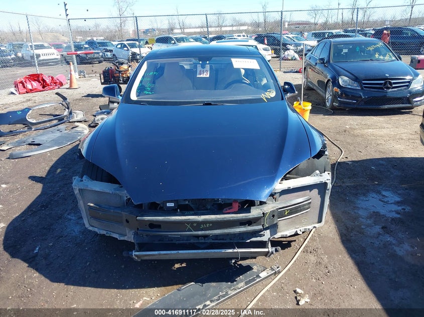 2014 TESLA MODEL S VIN: 5YJSA1H16EFP50410