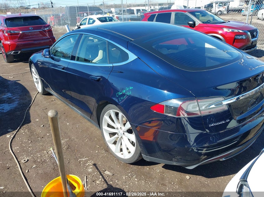 2014 TESLA MODEL S VIN: 5YJSA1H16EFP50410