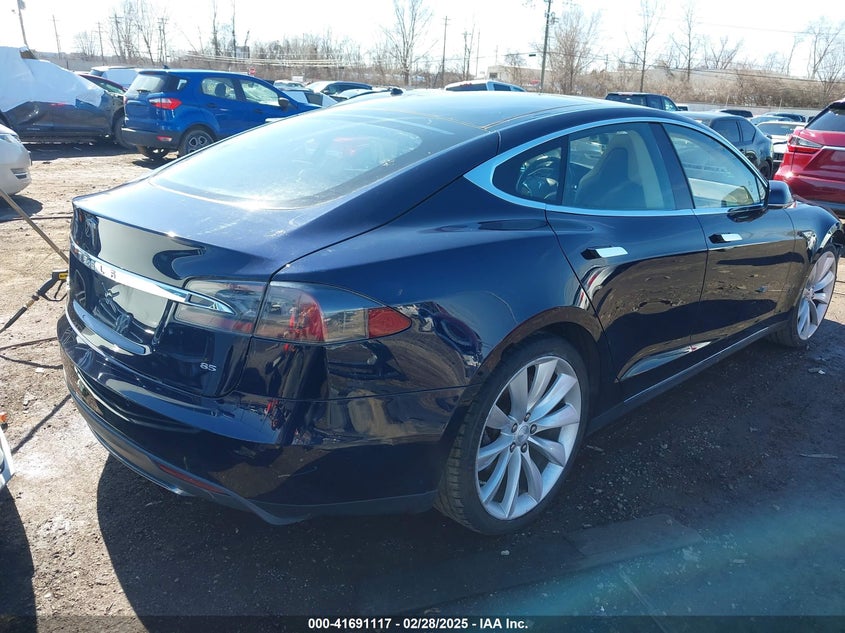 2014 TESLA MODEL S VIN: 5YJSA1H16EFP50410
