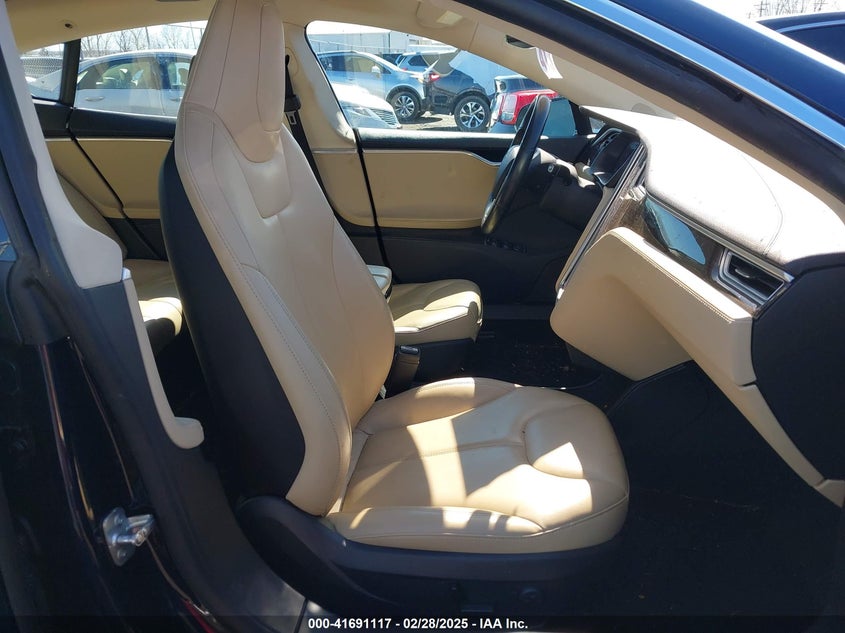 2014 TESLA MODEL S VIN: 5YJSA1H16EFP50410