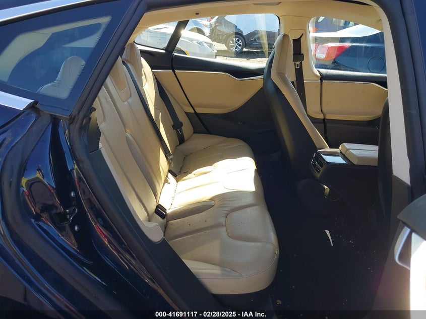 2014 TESLA MODEL S VIN: 5YJSA1H16EFP50410