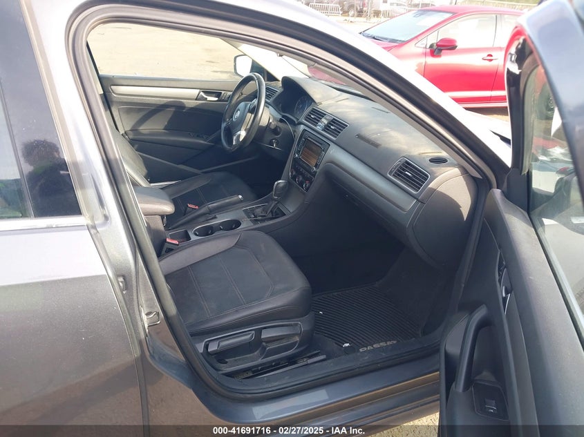 2014 VOLKSWAGEN PASSAT VIN: 1VWBT7A37EC114954