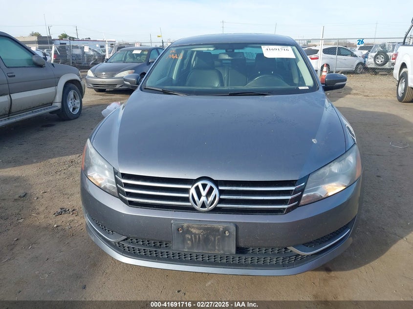 2014 VOLKSWAGEN PASSAT VIN: 1VWBT7A37EC114954