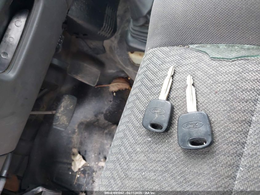 2002 Ford F-150 Lariat/Xl/Xlt VIN: 2FTRX18W42CA86779 Lot: 41691862