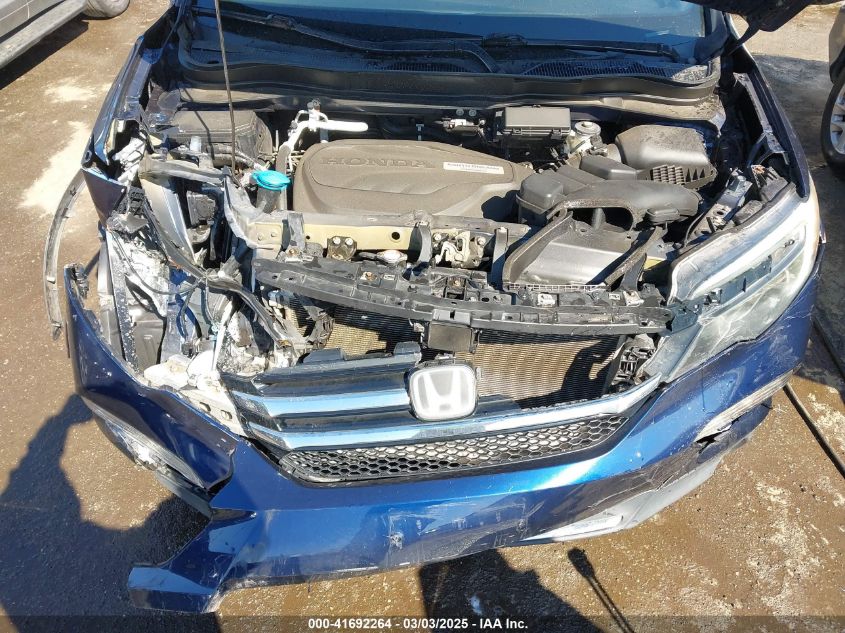 2017 Honda Pilot Touring VIN: 5FNYF6H90HB001895 Lot: 41692264