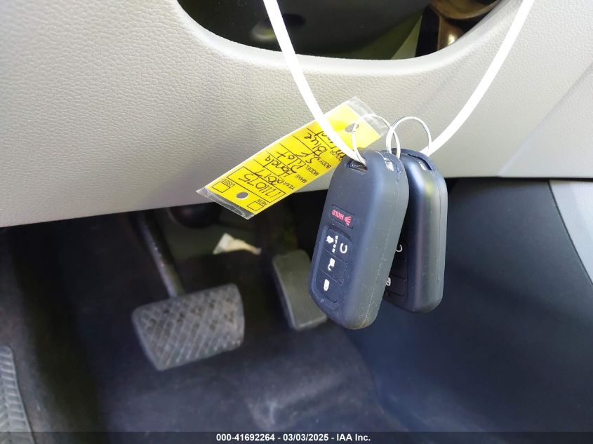 2017 Honda Pilot Touring VIN: 5FNYF6H90HB001895 Lot: 41692264