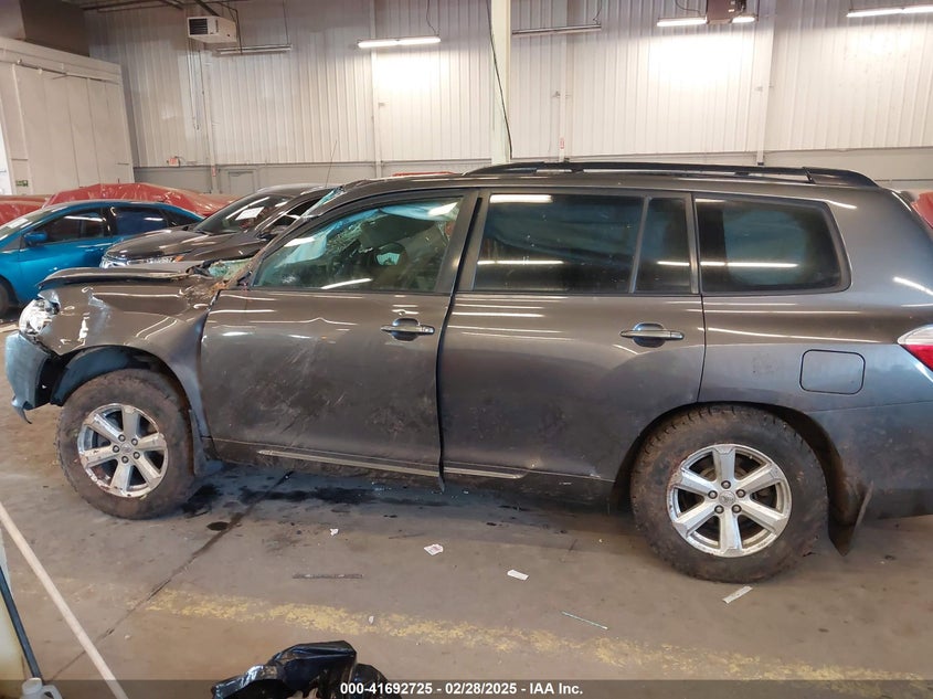 2009 TOYOTA HIGHLANDER VIN: JTEES41A692142879