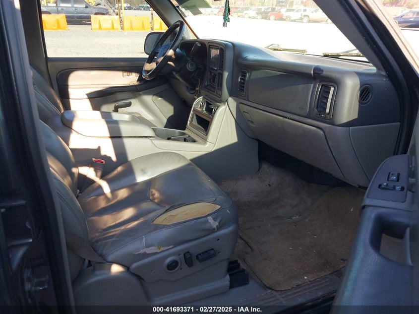 2003 Chevrolet Suburban 1500 Lt