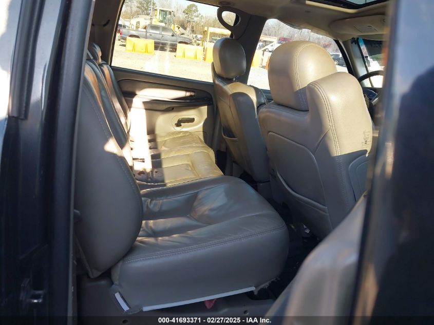 2003 Chevrolet Suburban 1500 Lt VIN: 1GNEC16T53J137672 Lot: 41693371