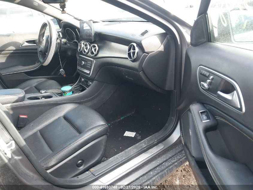 2018 MERCEDES-BENZ GLA 250 4MATIC - WDCTG4GB4JJ451591