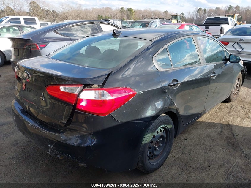 2016 KIA FORTE LX - KNAFK4A62G5617067