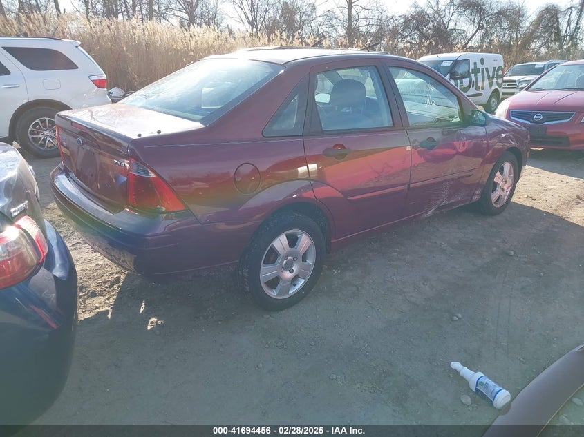 2007 FORD FOCUS VIN: 1FAFP34N27W237230