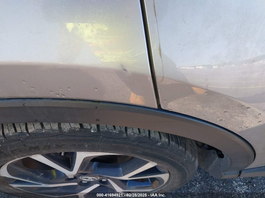 2019 TOYOTA C-HR VIN: NMTKHMBX4KR082574