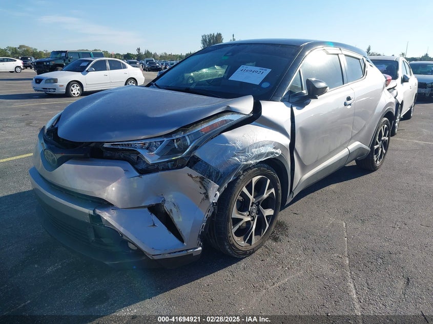 2019 TOYOTA C-HR VIN: NMTKHMBX4KR082574