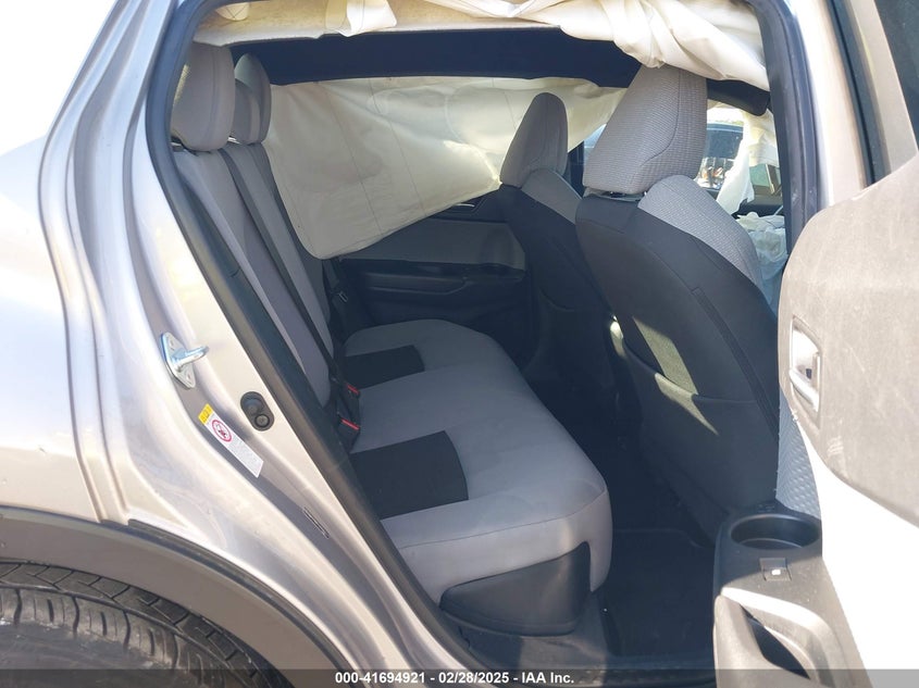 2019 TOYOTA C-HR VIN: NMTKHMBX4KR082574