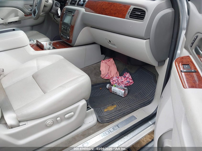 2013 CHEVROLET AVALANCHE VIN: 3GNTKGE73DG306592