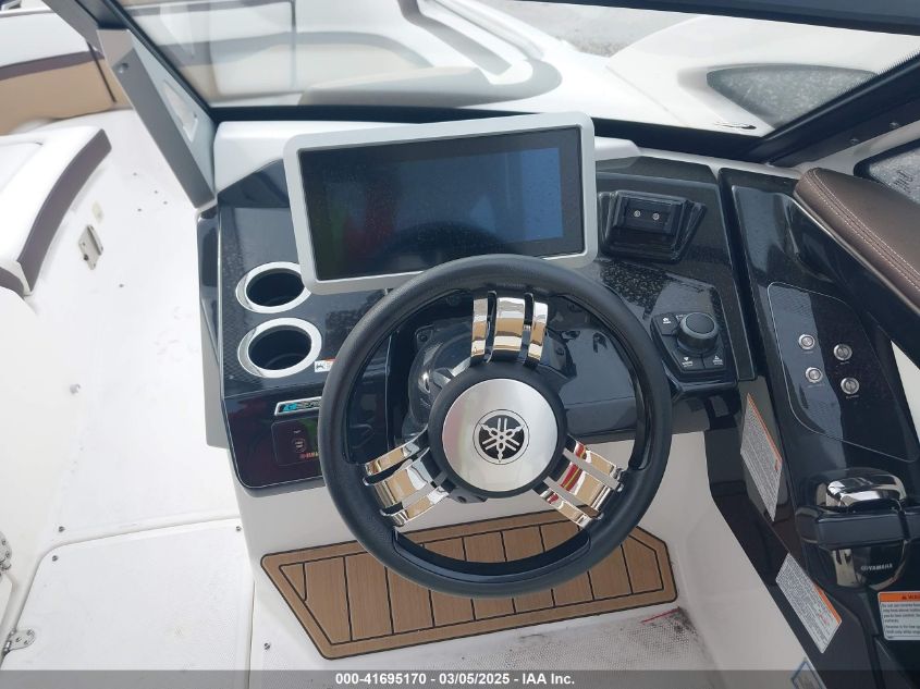 2022 Yamaha Other VIN: YAMC0227D222 Lot: 41695170