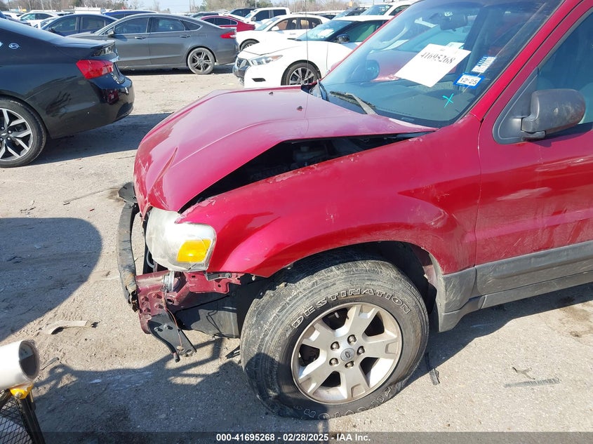 2006 FORD ESCAPE VIN: 1FMYU03106KA79030