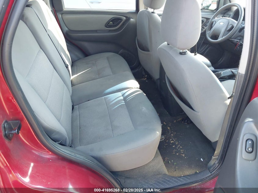 2006 FORD ESCAPE VIN: 1FMYU03106KA79030