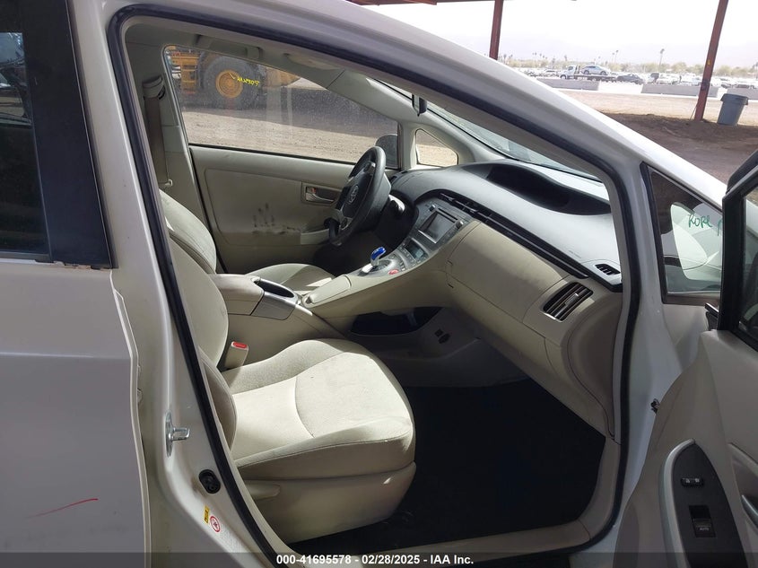 2015 TOYOTA PRIUS VIN: JTDKN3DU0F0465167