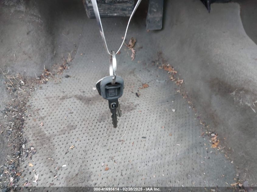 2001 Buick Century Custom VIN: 2G4WS52J311302553 Lot: 41695614