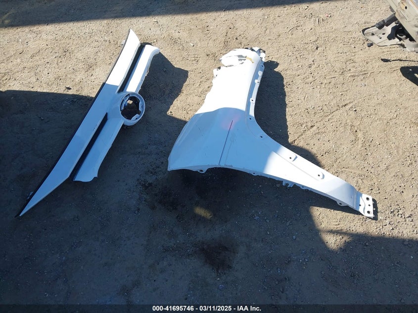 2020 TOYOTA RAV4 HYBRID XLE - 2T3RWRFV2LW073903