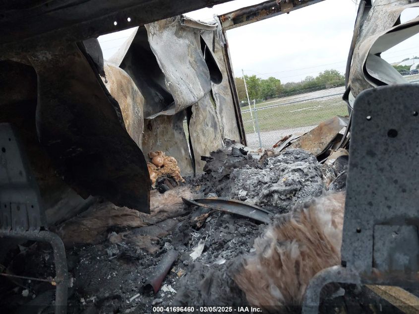 2020 GMC Savana Cutaway Work Van VIN: 1GD07SFPXL1153054 Lot: 41696460