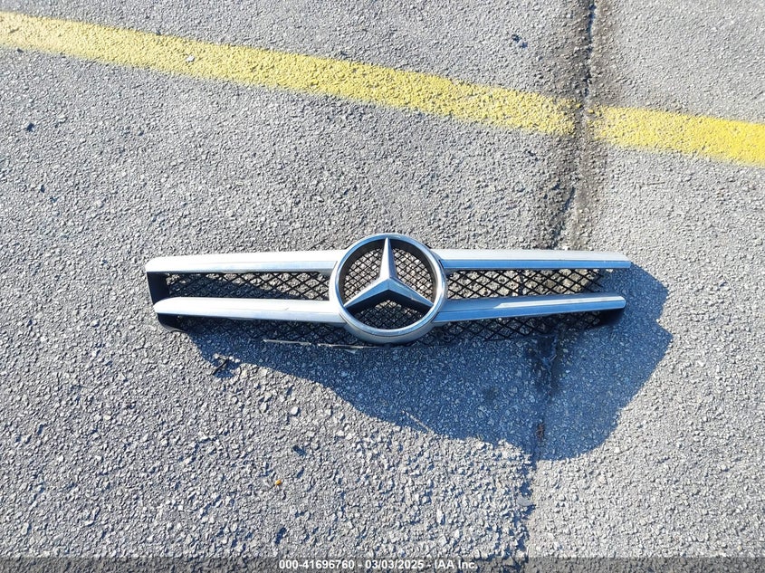 2013 MERCEDES-BENZ C 250 VIN: WDDGJ4HB5DG085073