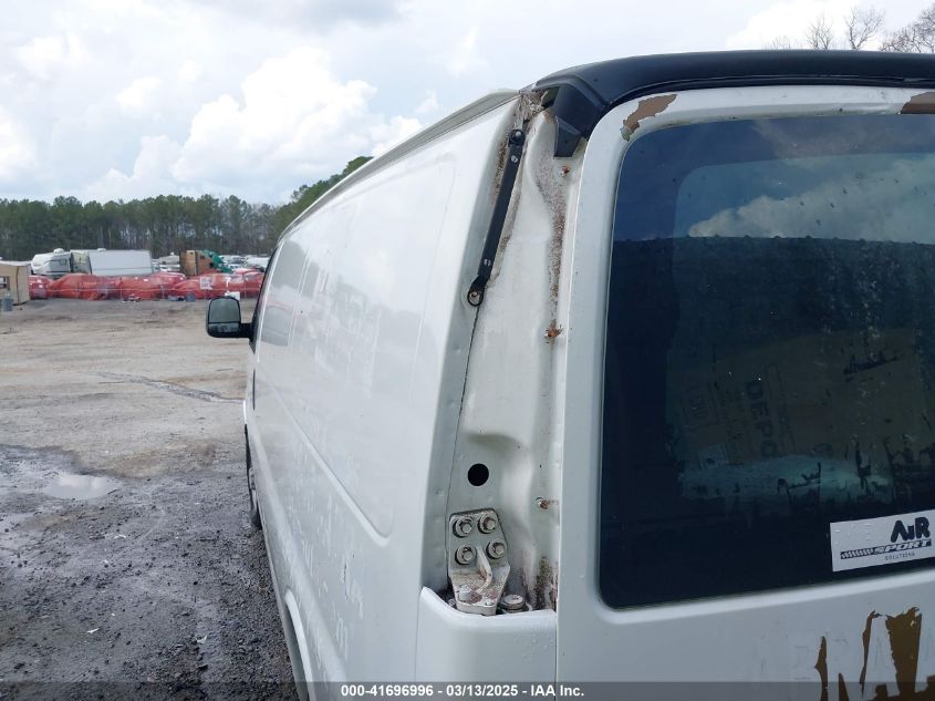 2008 Chevrolet Express Work Van VIN: 1GCGG25C681175724 Lot: 41696996