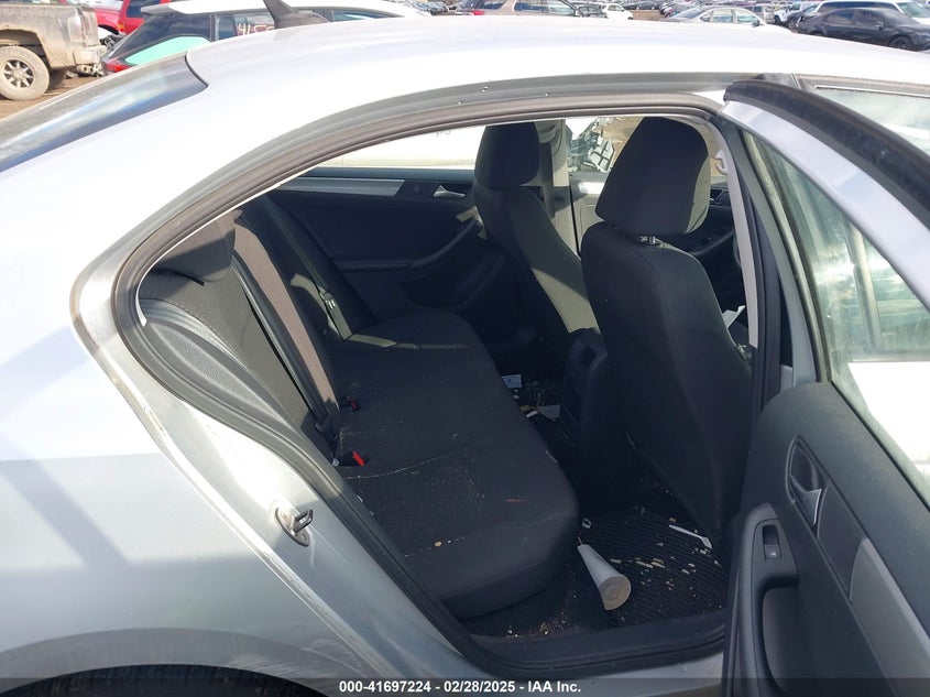 2015 VOLKSWAGEN JETTA VIN: 3VWD17AJ3FM202686