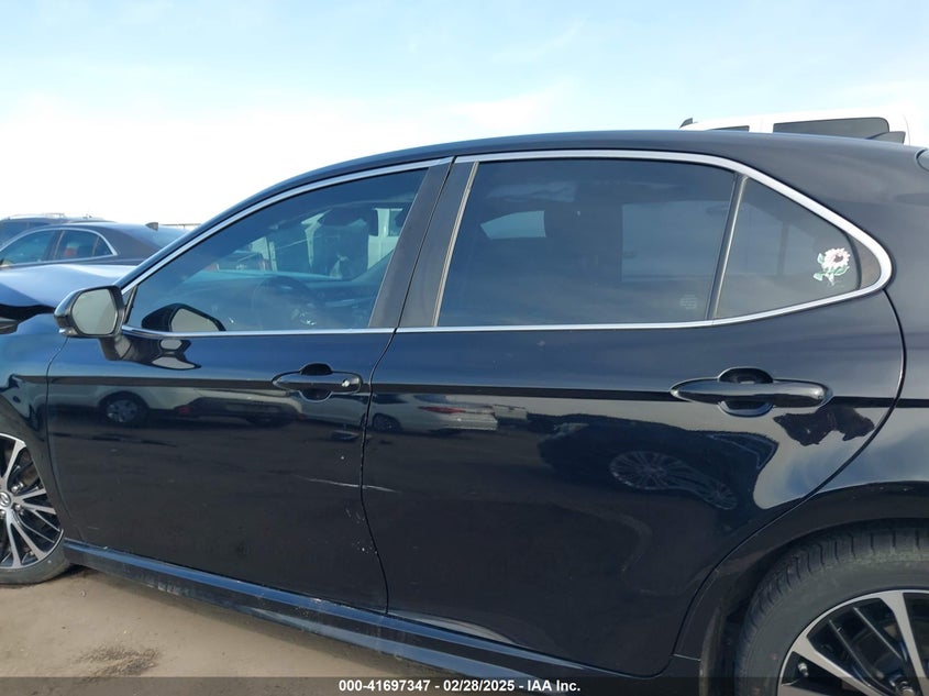 2019 TOYOTA CAMRY VIN: 4T1B11HK3KU797160