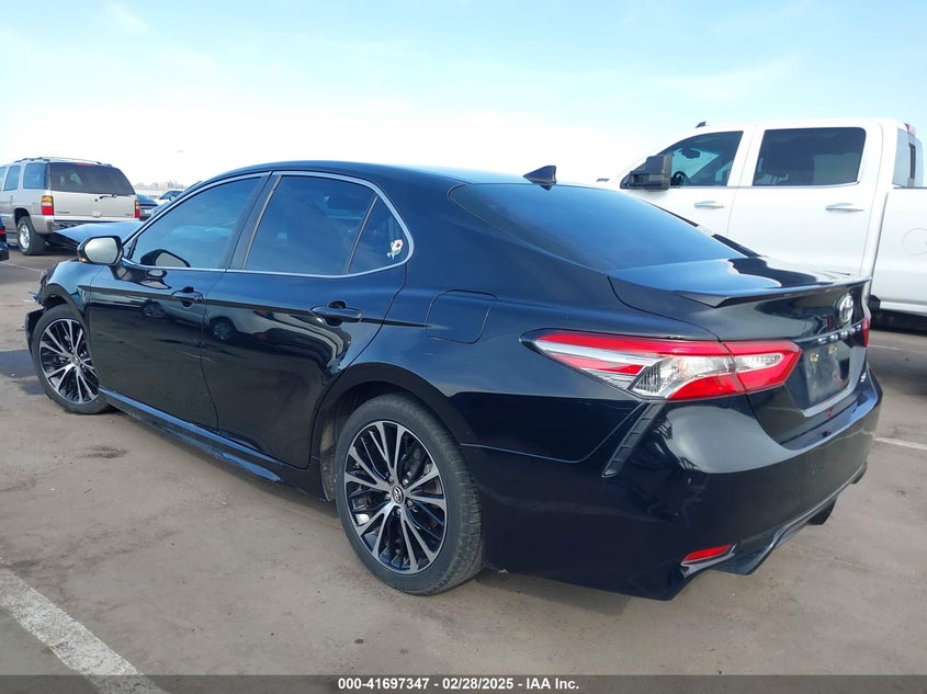 2019 TOYOTA CAMRY VIN: 4T1B11HK3KU797160
