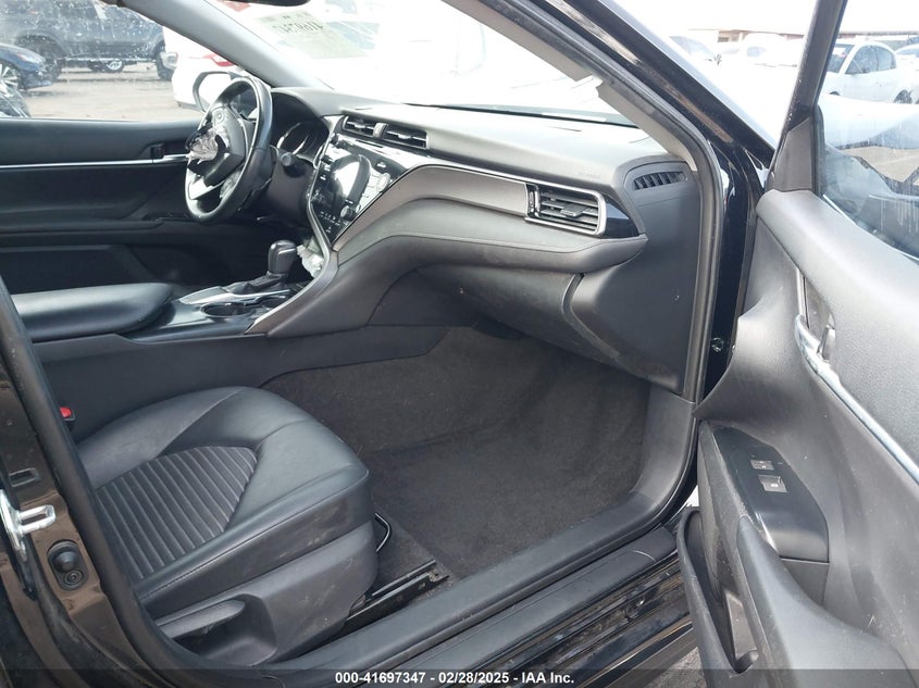 2019 TOYOTA CAMRY VIN: 4T1B11HK3KU797160