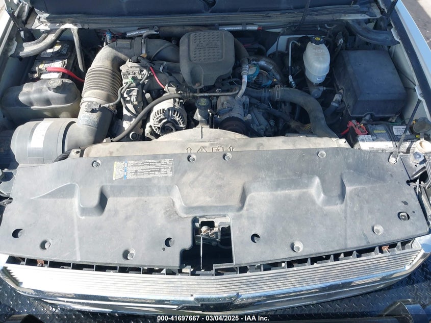 2008 CHEVROLET SILVERADO VIN: 1GCHC23608F224058