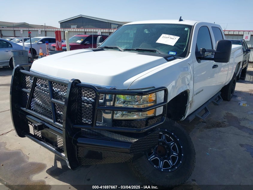 2008 CHEVROLET SILVERADO VIN: 1GCHC23608F224058